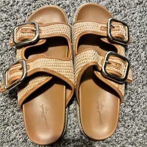 Universal Thread Tan Buckle Sandals